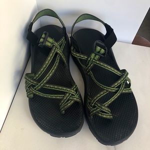 Women’s Chaco double strap sandals 10 wide